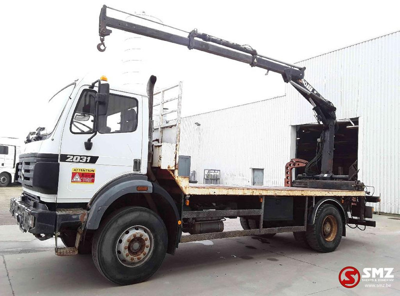 Mercedes-Benz SK 1831 hiab 090 lames - Camion platformă, Camion cu macara: Foto 5 Mercedes-Benz SK 1831 hiab 090 lames - Camion platformă, Camion cu macara: Foto 5