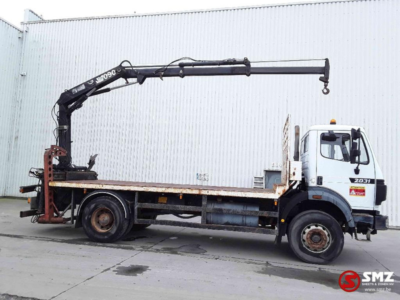 Mercedes-Benz SK 1831 hiab 090 lames - Camion platformă, Camion cu macara: Foto 4 Mercedes-Benz SK 1831 hiab 090 lames - Camion platformă, Camion cu macara: Foto 4