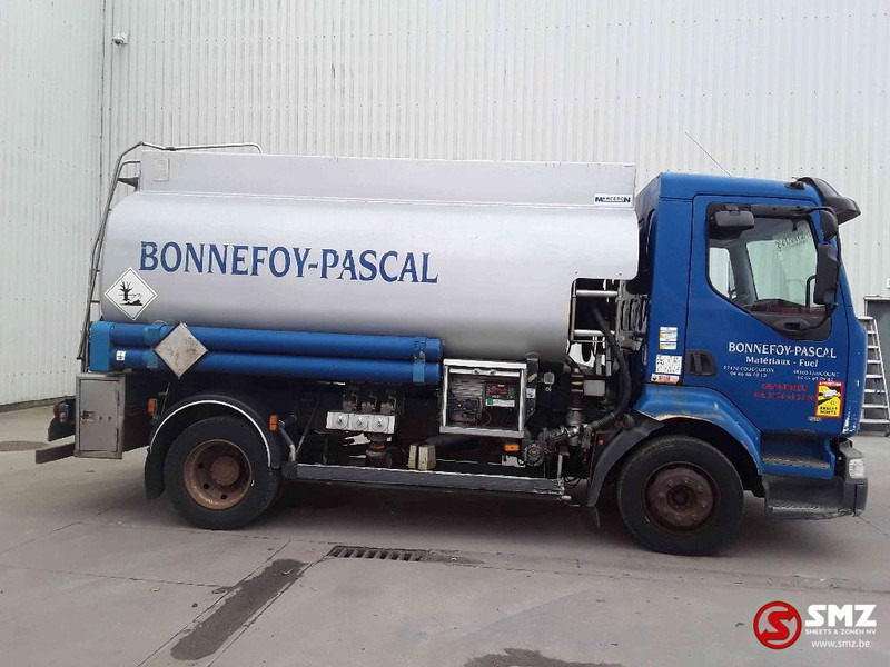 Renault Midlum 210 8000L manual pump - Camion cisternă: Foto 3 Renault Midlum 210 8000L manual pump - Camion cisternă: Foto 3