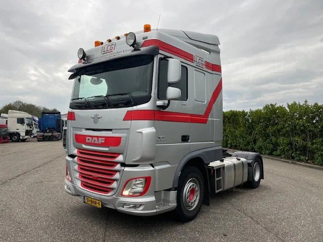 DAF XF 440 FT EURO6 Manual - Cap tractor: Foto 2 DAF XF 440 FT EURO6 Manual - Cap tractor: Foto 2
