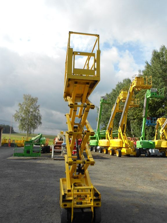 Genie GS 1930, Scherenarbeitsbühne Genie 8 m Genie GS 1930, Scherenarbeitsbühne Genie 8 m - Platforma foarfeca: Foto 3 Genie GS 1930, Scherenarbeitsbühne Genie 8 m Genie GS 1930, Scherenarbeitsbühne Genie 8 m - Platforma foarfeca: Foto 3