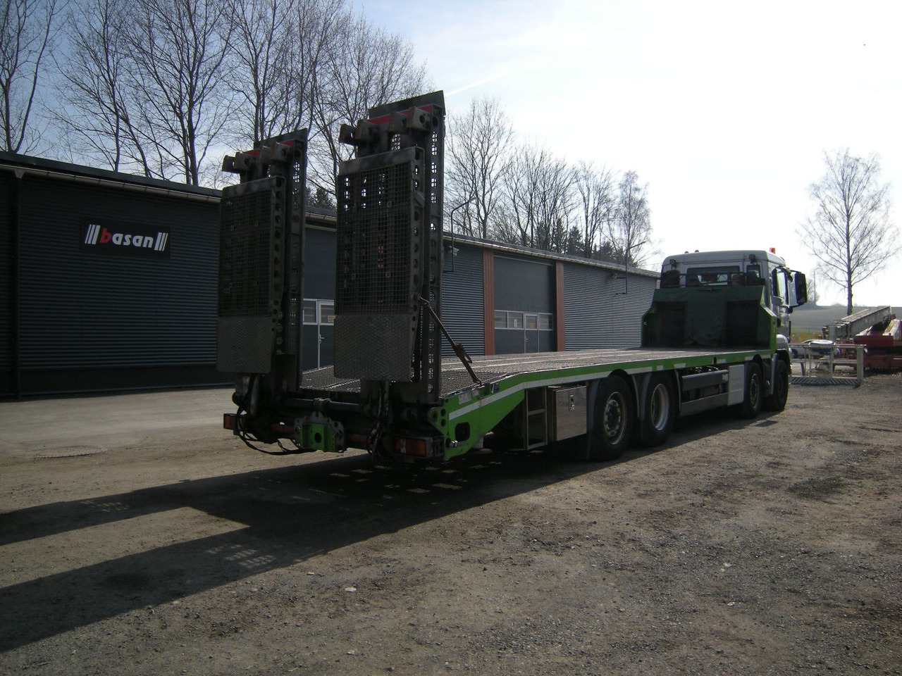 MAN 35.400, Zanner Plateau, Rampen, Winde - Maşină de tractare: Foto 2 MAN 35.400, Zanner Plateau, Rampen, Winde - Maşină de tractare: Foto 2