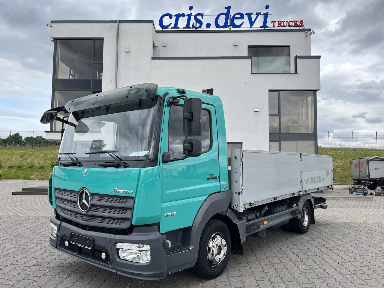 Mercedes-Benz Atego 823 4x2 AHK Hebezug Seilzug Brennholz - Autoutilitară cu platformă: Foto 1 Mercedes-Benz Atego 823 4x2 AHK Hebezug Seilzug Brennholz - Autoutilitară cu platformă: Foto 1