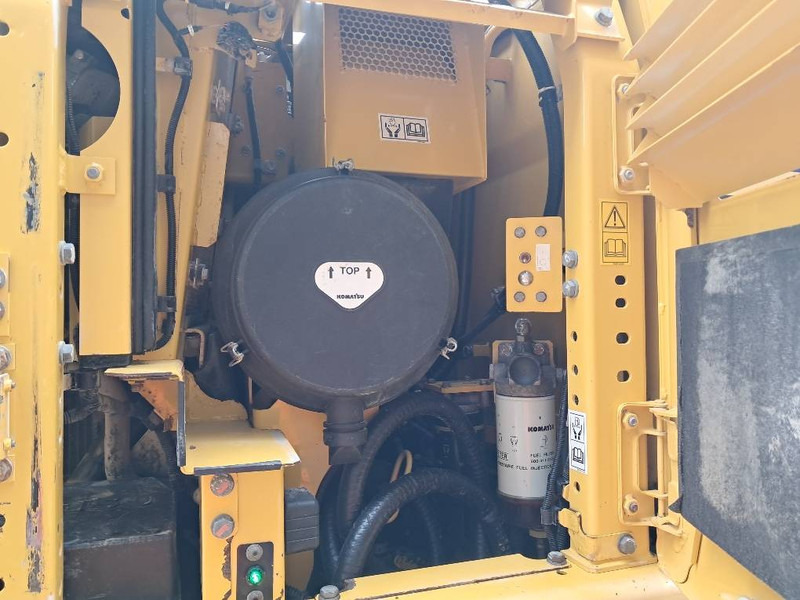 Komatsu HB365LC-3 Hybrid - Excavator pe şenile: Foto 4 Komatsu HB365LC-3 Hybrid - Excavator pe şenile: Foto 4