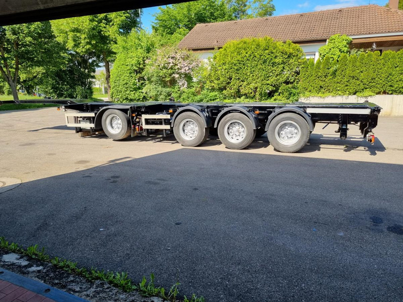 Nooteboom CT-53-04 D 4-Achs Containerchassis Combitrailer CT-53-04 D 4-Achs Containerchassis Combitrailer - Semiremorcă transport containere/ Swap body: Foto 2 Nooteboom CT-53-04 D 4-Achs Containerchassis Combitrailer CT-53-04 D 4-Achs Containerchassis Combitrailer - Semiremorcă transport containere/ Swap body: Foto 2