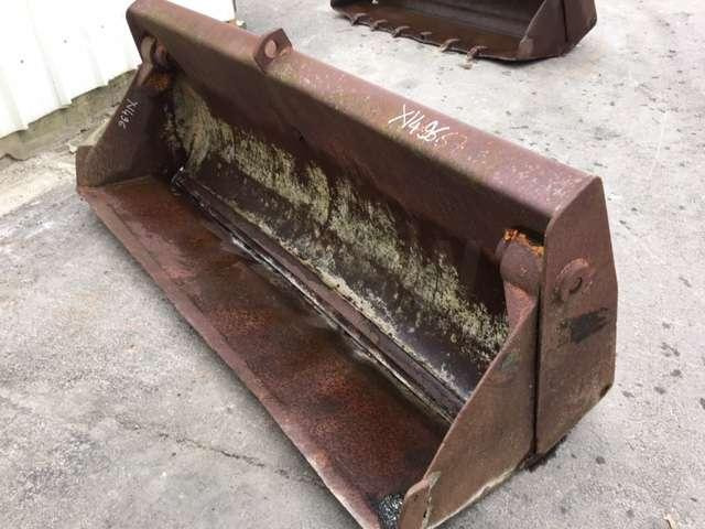 CASE 2340mm - Type tractopelle - Cupă incărcător: Foto 1 CASE 2340mm - Type tractopelle - Cupă incărcător: Foto 1