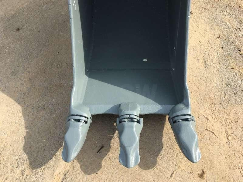 MECALAC 450mm - séries 8 / 10 / 11 / 12 - Cupă excavator: Foto 2 MECALAC 450mm - séries 8 / 10 / 11 / 12 - Cupă excavator: Foto 2