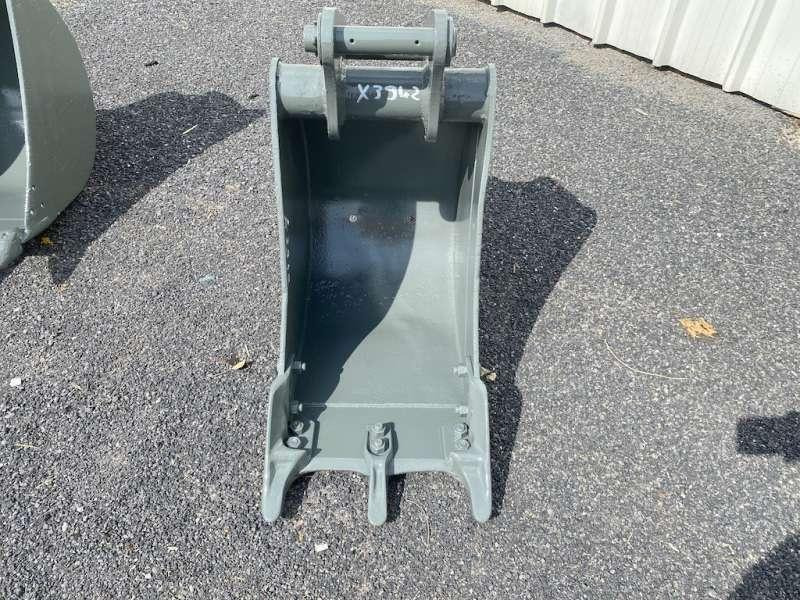 VOLVO BL71 - 450mm - Cupă excavator: Foto 3 VOLVO BL71 - 450mm - Cupă excavator: Foto 3