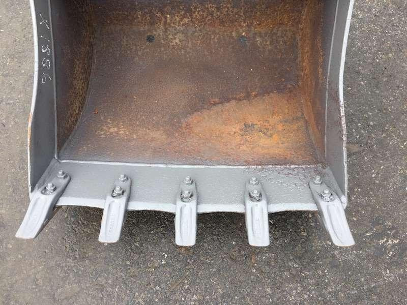 VOLVO EC35 - 710mm - Cupă excavator: Foto 2 VOLVO EC35 - 710mm - Cupă excavator: Foto 2