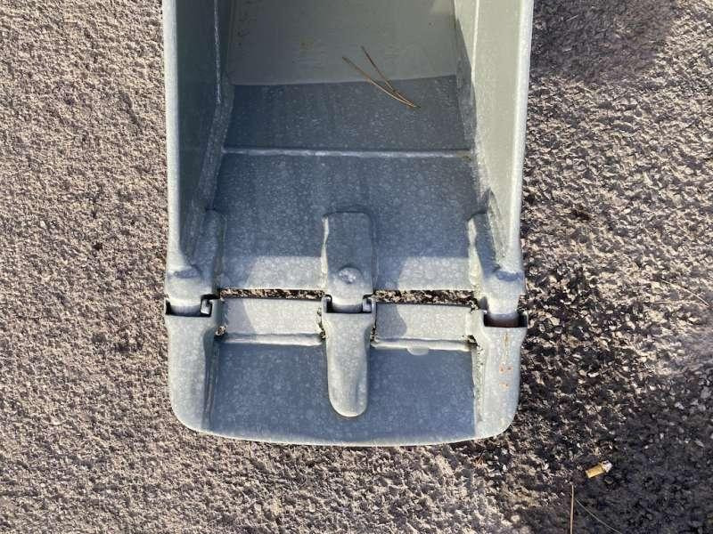 VOLVO S5 / S50 - 400mm - Cupă excavator: Foto 2 VOLVO S5 / S50 - 400mm - Cupă excavator: Foto 2