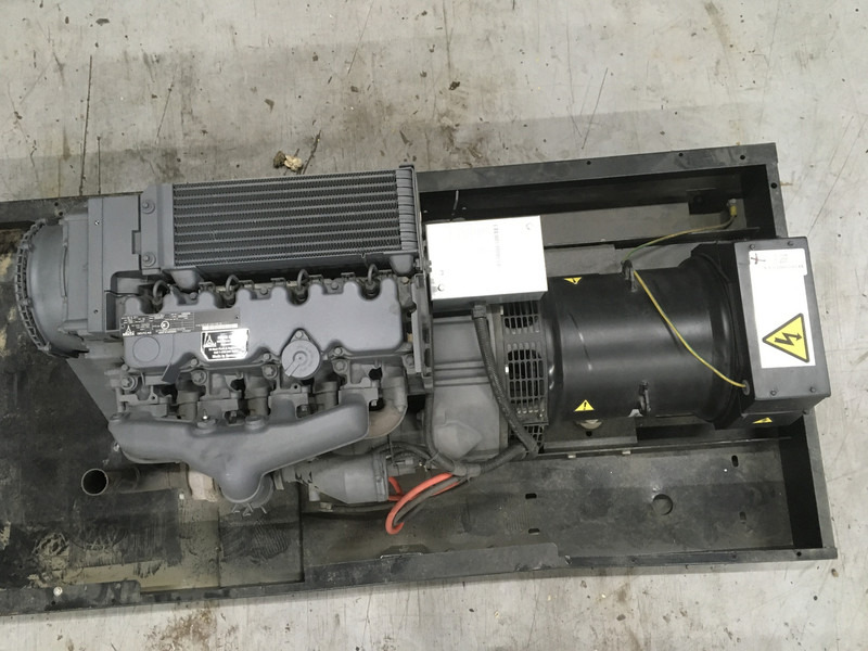 Deutz BF4L2011 GENERATOR 40KVA NEW - Generator electric: Foto 5 Deutz BF4L2011 GENERATOR 40KVA NEW - Generator electric: Foto 5