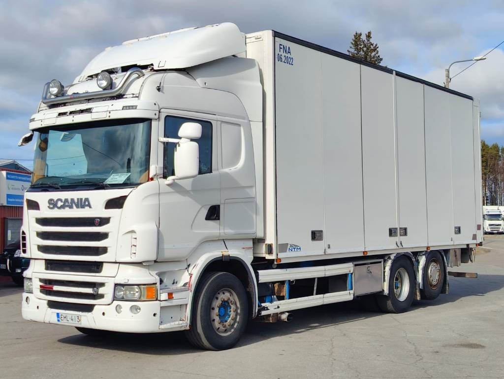 Scania R-500 6x2 4900 - Camion furgon: Foto 1 Scania R-500 6x2 4900 - Camion furgon: Foto 1