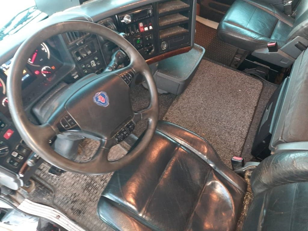 Scania R 560 - Camion platformă: Foto 5 Scania R 560 - Camion platformă: Foto 5