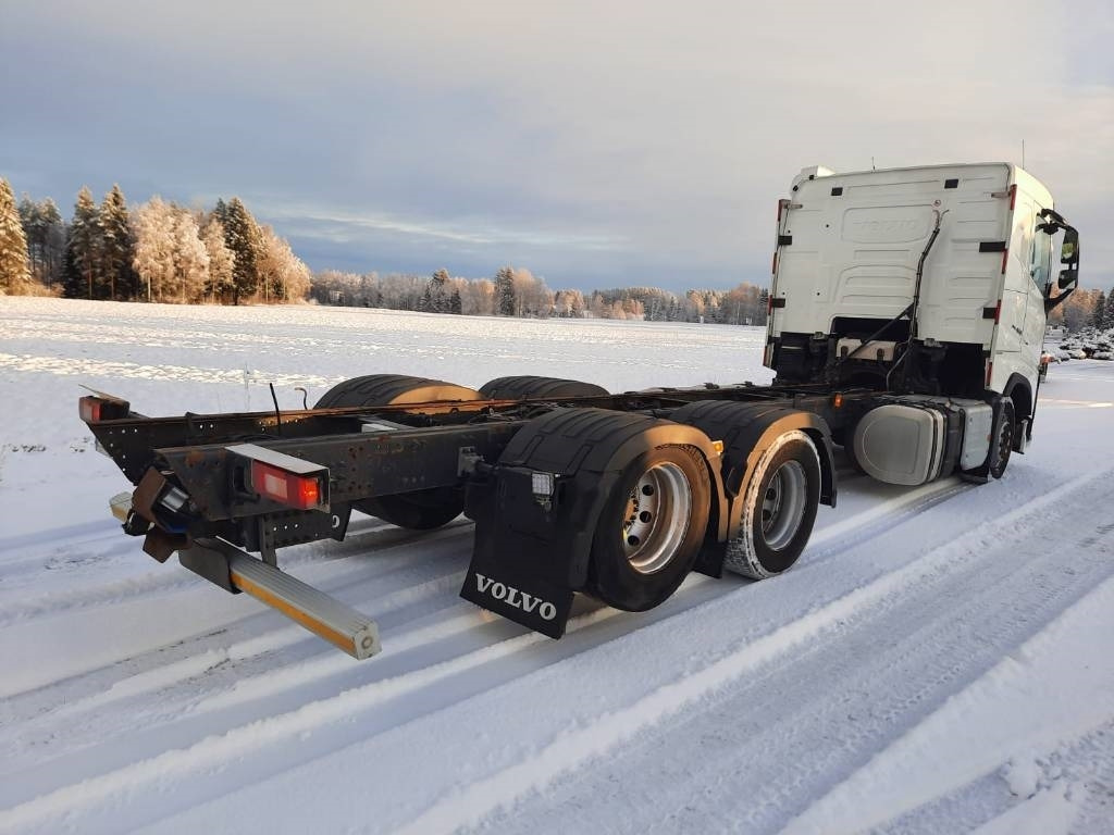 Volvo FH 13 - Camion şasiu: Foto 4 Volvo FH 13 - Camion şasiu: Foto 4