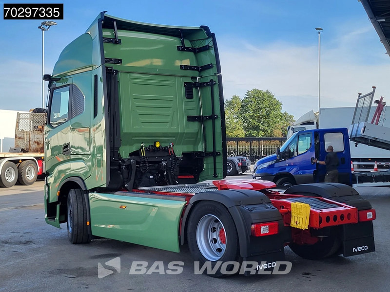 Iveco S-Way 580 4X2 NEW! Electric Steering Standklima Navi ACC LED Euro 6 - Cap tractor: Foto 2 Iveco S-Way 580 4X2 NEW! Electric Steering Standklima Navi ACC LED Euro 6 - Cap tractor: Foto 2