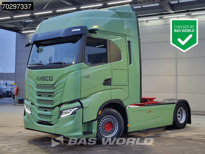 Iveco S-Way 580 4X2 NEW! LED Standklima ACC Navi Euro 6 - Cap tractor: Foto 1 Iveco S-Way 580 4X2 NEW! LED Standklima ACC Navi Euro 6 - Cap tractor: Foto 1