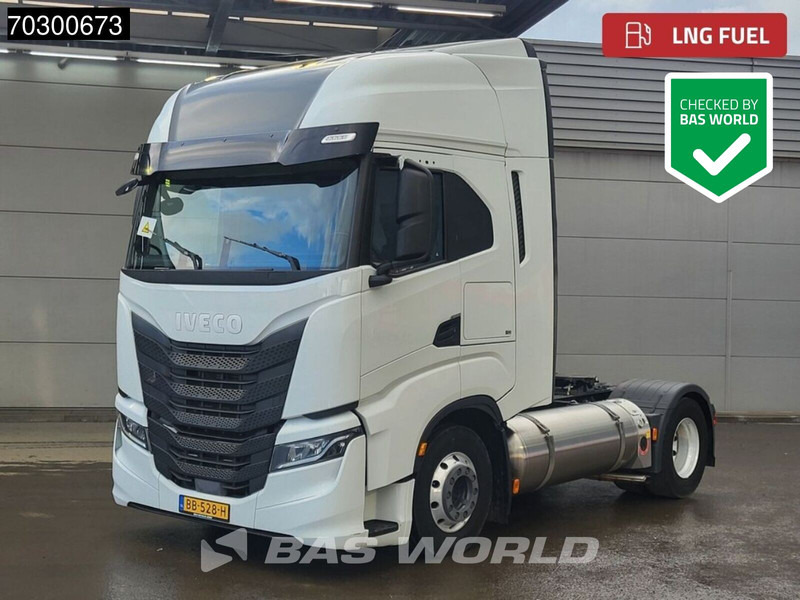 Iveco S-Way NP 460 4X2 LNG! Retarder Standairco 2xTanks Navi LED Euro 6 - Cap tractor: Foto 1 Iveco S-Way NP 460 4X2 LNG! Retarder Standairco 2xTanks Navi LED Euro 6 - Cap tractor: Foto 1
