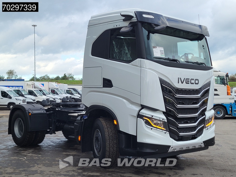 Iveco X-Way 500 4X2 NEW! Retarder Big-Axle Standklima MirrorCam Navi LED ACC Euro 6 - Cap tractor: Foto 3 Iveco X-Way 500 4X2 NEW! Retarder Big-Axle Standklima MirrorCam Navi LED ACC Euro 6 - Cap tractor: Foto 3