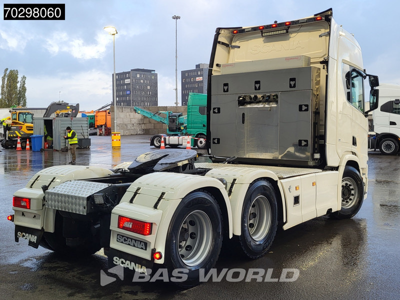 Scania R650 R 6X4 Full-Air! Retarder ACC Hydraulik Leder Navi Euro 6 - Cap tractor: Foto 5 Scania R650 R 6X4 Full-Air! Retarder ACC Hydraulik Leder Navi Euro 6 - Cap tractor: Foto 5