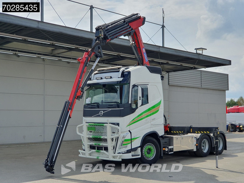 Cap tractor Volvo FH 500 FH 6X4 Full-Air Liftachse HMF 2820K-RCS Crane+JIB Remote Control I-ParkCool VDS LED Kran: Foto 8 Cap tractor Volvo FH 500 FH 6X4 Full-Air Liftachse HMF 2820K-RCS Crane+JIB Remote Control I-ParkCool VDS LED Kran: Foto 8