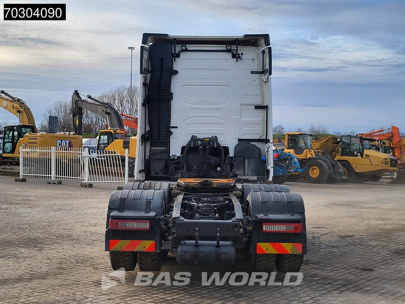 Volvo FH 500 FH 6X4 VEB+ 2xTanks Liftachse - Cap tractor: Foto 3 Volvo FH 500 FH 6X4 VEB+ 2xTanks Liftachse - Cap tractor: Foto 3