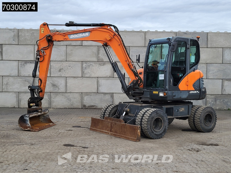 Doosan DX57 W-5 A/C - 3 Buckets - Excavator pe roţi: Foto 3 Doosan DX57 W-5 A/C - 3 Buckets - Excavator pe roţi: Foto 3