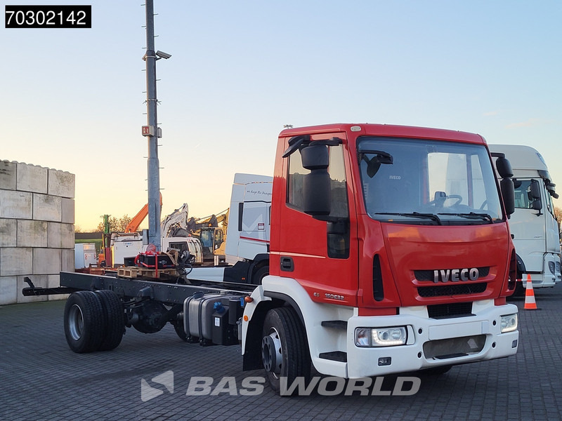 Iveco Eurocargo 160E320 4X2 NEW! 16T chassis 2016 production Euro 6 - Camion şasiu: Foto 3 Iveco Eurocargo 160E320 4X2 NEW! 16T chassis 2016 production Euro 6 - Camion şasiu: Foto 3