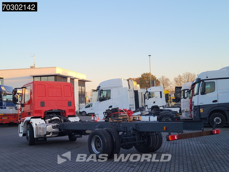 Iveco Eurocargo 160E320 4X2 NEW! 16T chassis 2016 production Euro 6 - Camion şasiu: Foto 2 Iveco Eurocargo 160E320 4X2 NEW! 16T chassis 2016 production Euro 6 - Camion şasiu: Foto 2
