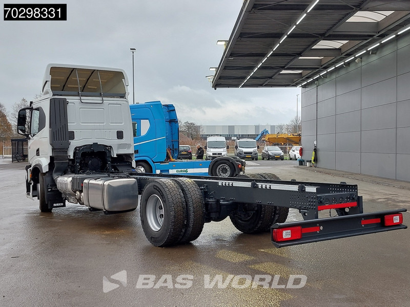 Iveco S-Way 340 4X2 NEW! Chassis ACC Led Euro 6 - Camion şasiu: Foto 2 Iveco S-Way 340 4X2 NEW! Chassis ACC Led Euro 6 - Camion şasiu: Foto 2