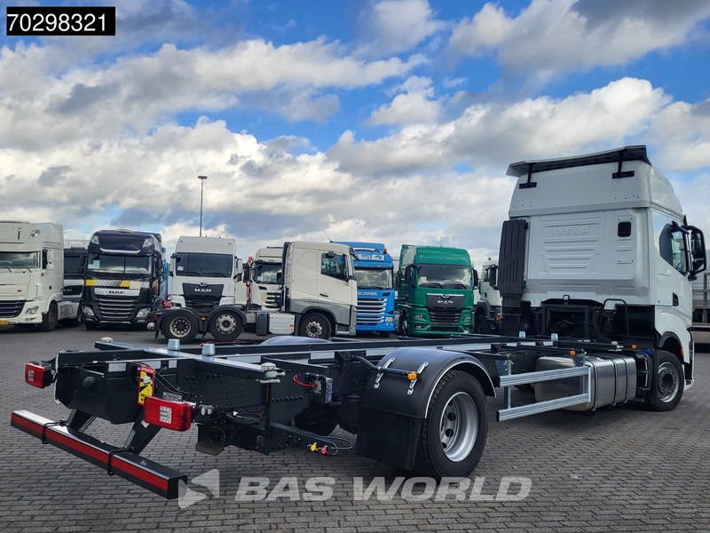 Iveco S-Way 460 4X2 NEW! BDF Navi ACC LED Automatic Euro 6 - Camion transport containere/ Swap body: Foto 5 Iveco S-Way 460 4X2 NEW! BDF Navi ACC LED Automatic Euro 6 - Camion transport containere/ Swap body: Foto 5