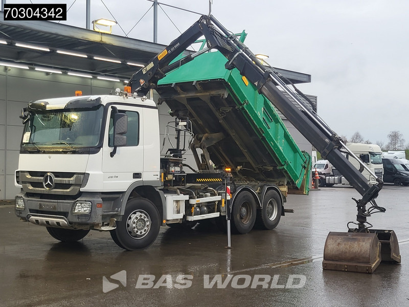 Mercedes-Benz Actros 2646 Actros 6X4 HIAB 122 BS-2 HIDUO Crane Kran 3-way tipper Big-Axle Euro 5 - Camion basculantă, Camion cu macara: Foto 2 Mercedes-Benz Actros 2646 Actros 6X4 HIAB 122 BS-2 HIDUO Crane Kran 3-way tipper Big-Axle Euro 5 - Camion basculantă, Camion cu macara: Foto 2