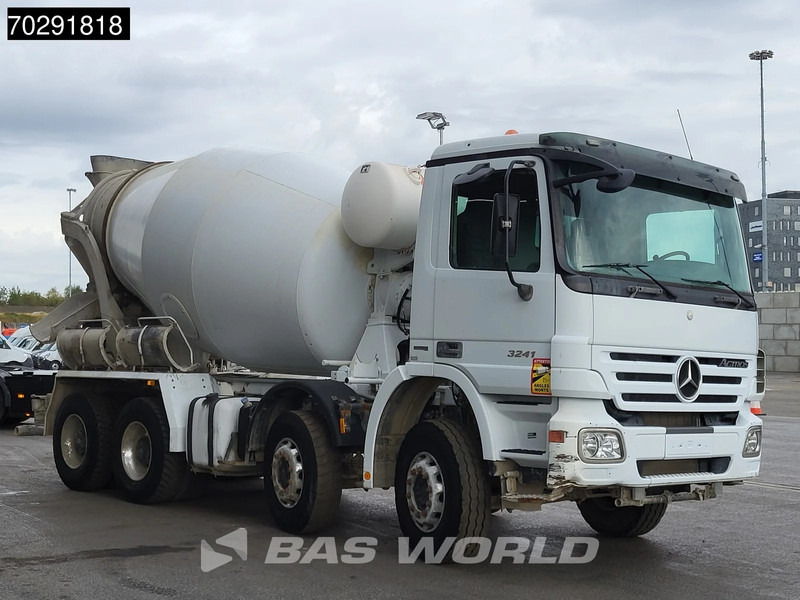 Mercedes-Benz Actros 3241 8X4 9m3 Stetter Steelsuspension 3-Pedals Retarder Euro 4 - Autobetonieră: Foto 3 Mercedes-Benz Actros 3241 8X4 9m3 Stetter Steelsuspension 3-Pedals Retarder Euro 4 - Autobetonieră: Foto 3
