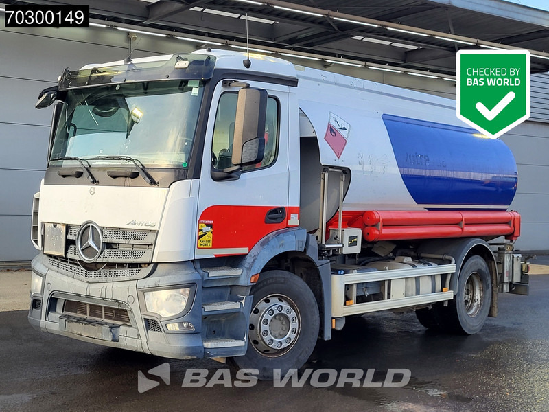 Mercedes-Benz Antos 1824 4X2 13.500Liter Fuel tanker ADR Automatic Euro 6 - Camion cisternă: Foto 1 Mercedes-Benz Antos 1824 4X2 13.500Liter Fuel tanker ADR Automatic Euro 6 - Camion cisternă: Foto 1