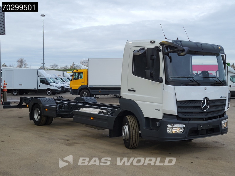 Mercedes-Benz Atego 816 Atego 4X2 LIKE NEW 8tons chassis Automatic PTO Euro 6 - Camion şasiu: Foto 3 Mercedes-Benz Atego 816 Atego 4X2 LIKE NEW 8tons chassis Automatic PTO Euro 6 - Camion şasiu: Foto 3