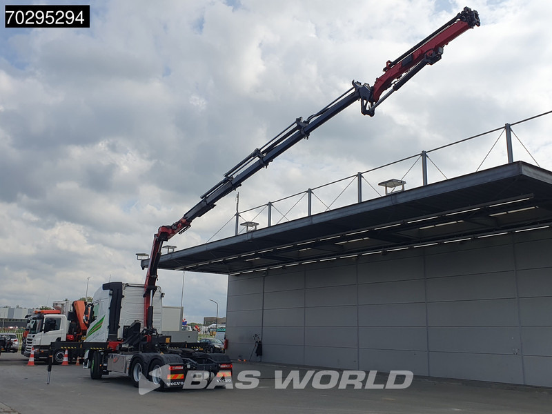 Volvo FH 500 FH 6X4 Full-Air Liftachse HMF 2820K-RCS Crane+JIB Remote Control I-ParkCool VDS LED Kran - Camion platformă, Camion cu macara: Foto 2 Volvo FH 500 FH 6X4 Full-Air Liftachse HMF 2820K-RCS Crane+JIB Remote Control I-ParkCool VDS LED Kran - Camion platformă, Camion cu macara: Foto 2