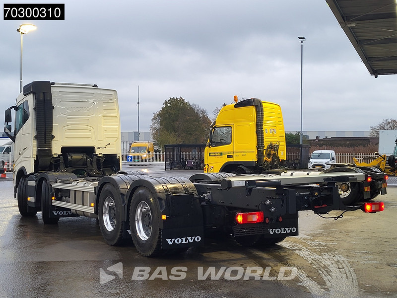Volvo FH16 750 FH 8X4 NEW 8x4 chassis! Air suspension Big-Axle Automatic VEB+ Euro 6 - Camion şasiu: Foto 2 Volvo FH16 750 FH 8X4 NEW 8x4 chassis! Air suspension Big-Axle Automatic VEB+ Euro 6 - Camion şasiu: Foto 2