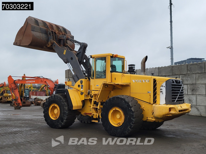 Volvo L220 E Quick Coupler - Încărcător frontal pe pneuri: Foto 5 Volvo L220 E Quick Coupler - Încărcător frontal pe pneuri: Foto 5