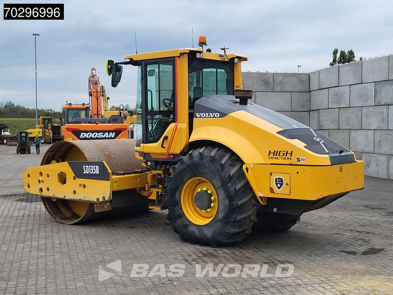 Volvo SD135 B A/C - Cilindru compactor: Foto 2 Volvo SD135 B A/C - Cilindru compactor: Foto 2