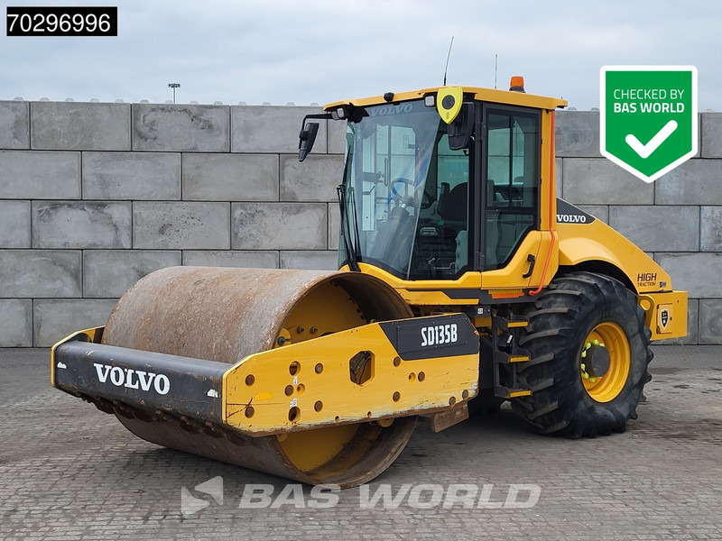 Volvo SD135 B A/C - Cilindru compactor: Foto 1 Volvo SD135 B A/C - Cilindru compactor: Foto 1