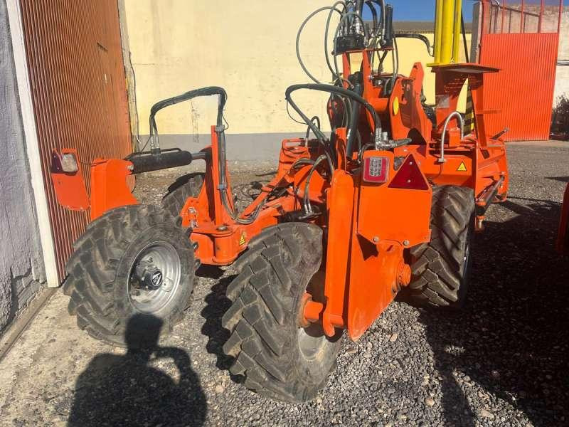 Agrotécnica V5000CCM-DC - Autogreder: Foto 4 Agrotécnica V5000CCM-DC - Autogreder: Foto 4