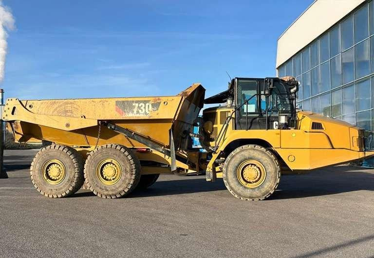 Caterpillar 730 - Camion articulat: Foto 1 Caterpillar 730 - Camion articulat: Foto 1