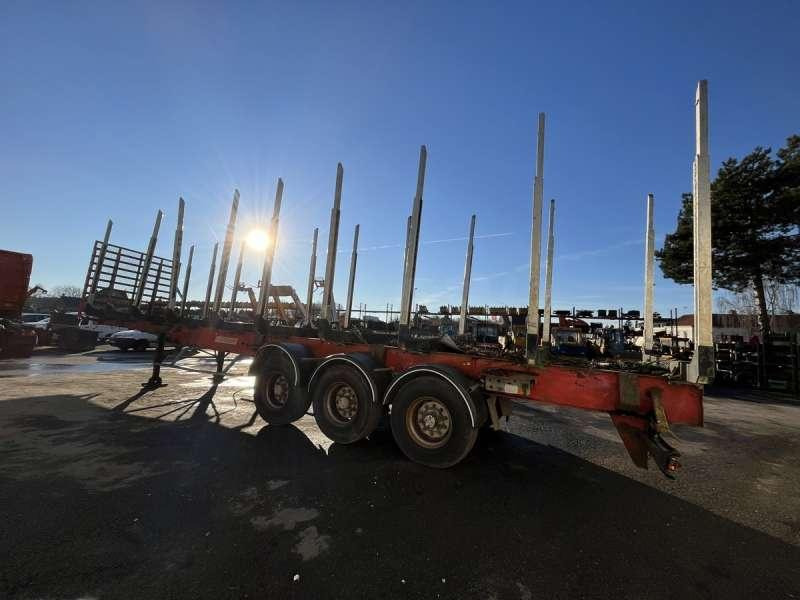 Fruehauf GRUMIERE 3 ESSIEUX - Camion forestier: Foto 5 Fruehauf GRUMIERE 3 ESSIEUX - Camion forestier: Foto 5