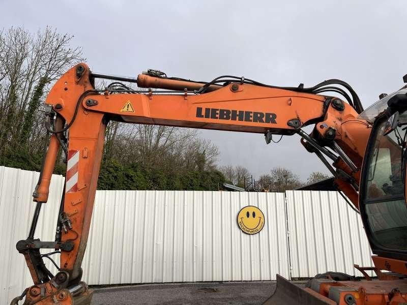 Excavator pe roţi Liebherr A316 LITRONIC: Foto 11