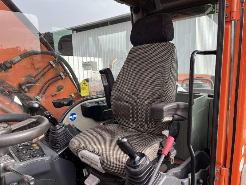 Excavator pe roţi Liebherr A316 LITRONIC: Foto 29