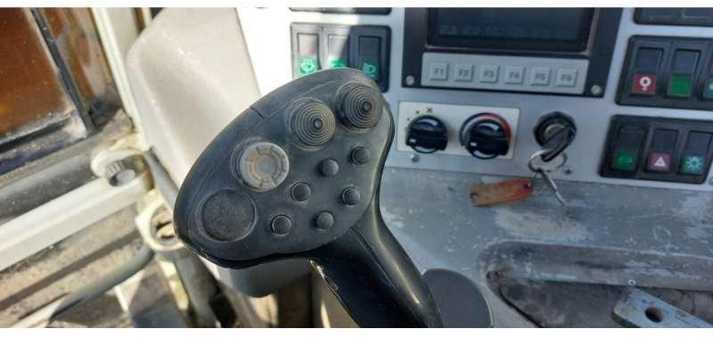 MENZI MUCK A91F MOBIL - Excavator păianjen: Foto 5 MENZI MUCK A91F MOBIL - Excavator păianjen: Foto 5