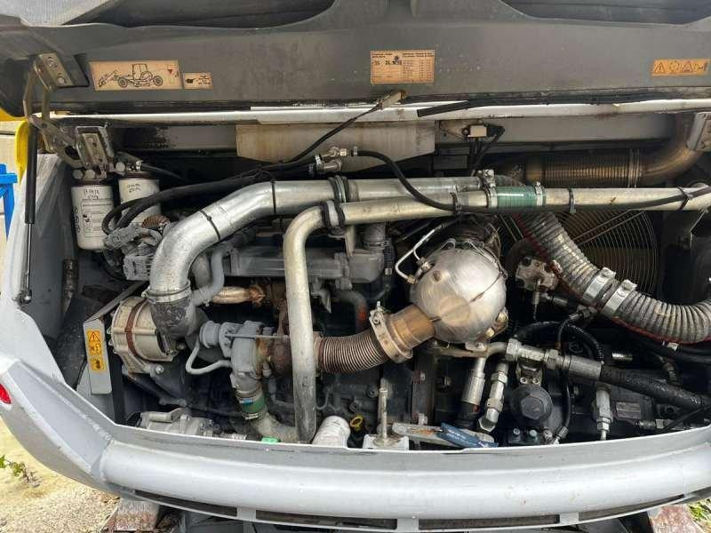 MENZI MUCK M325 - Excavator păianjen: Foto 3 MENZI MUCK M325 - Excavator păianjen: Foto 3