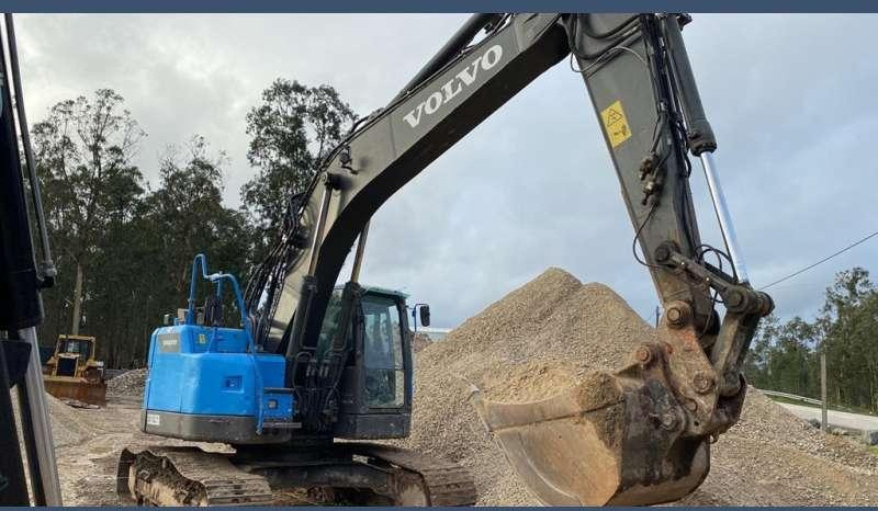 Volvo ECR235DL - Excavator pe şenile: Foto 5 Volvo ECR235DL - Excavator pe şenile: Foto 5