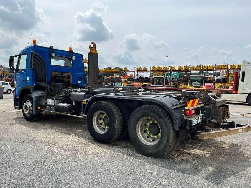 Volvo FM12 - 340 - Camion cu cârlig: Foto 5 Volvo FM12 - 340 - Camion cu cârlig: Foto 5