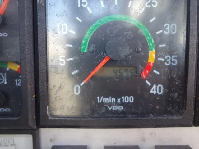 MAN 15 224-with winch 2500liter tank manual gearbox ,ziegler pomp - Autospeciala de stins incendii: Foto 5 MAN 15 224-with winch 2500liter tank manual gearbox ,ziegler pomp - Autospeciala de stins incendii: Foto 5