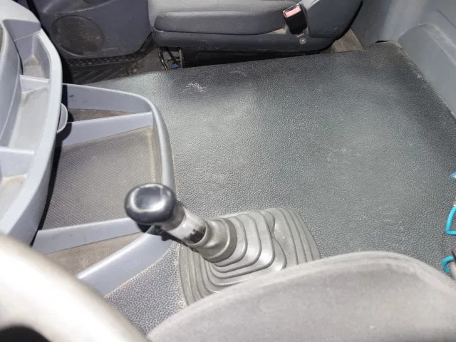 Mercedes-Benz Axor 3243 8X4 - Camion basculantă: Foto 5 Mercedes-Benz Axor 3243 8X4 - Camion basculantă: Foto 5